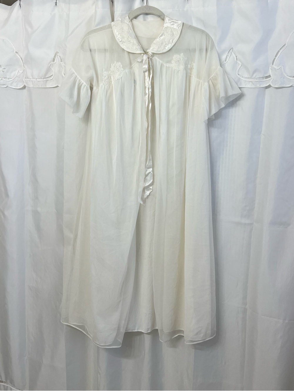 Vintage 50s 60s Carillon Ivory Chiffon Peignoir Robe 36 Bridal Lace Coquette